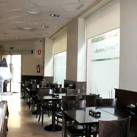 Coronado ホテル *